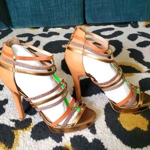 Gorgeous Nicole Miller Multi Color Heels